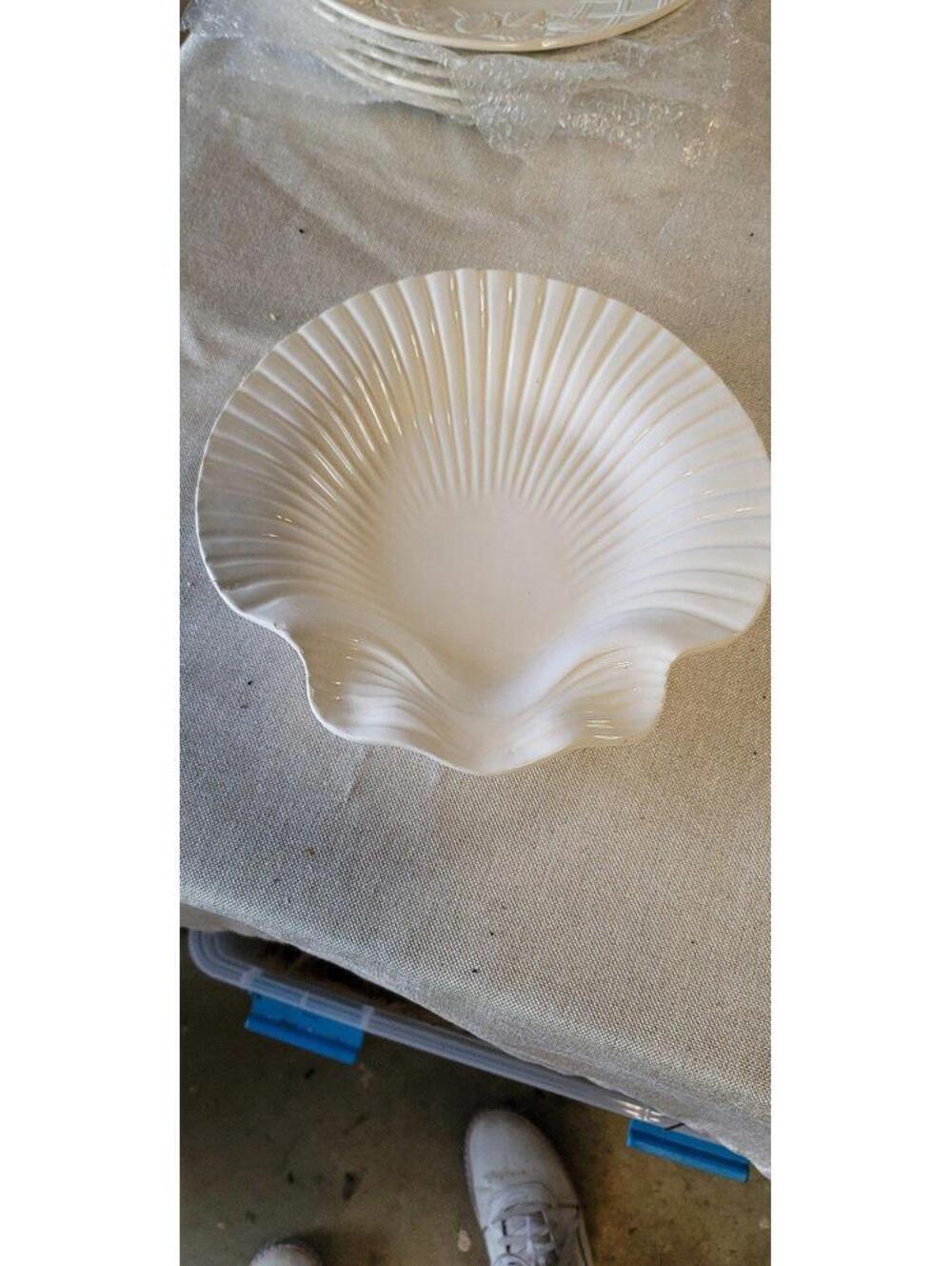 Shell plate